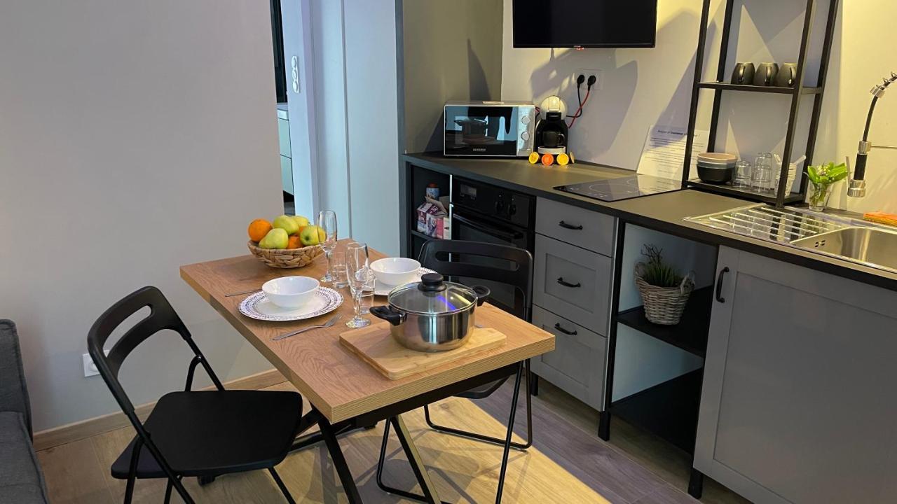Bienvenue Chez Vous "Appartement Classe 2 Etoiles En Rdc Avec Espace Exterieur Et Parking" Ντολ Εξωτερικό φωτογραφία